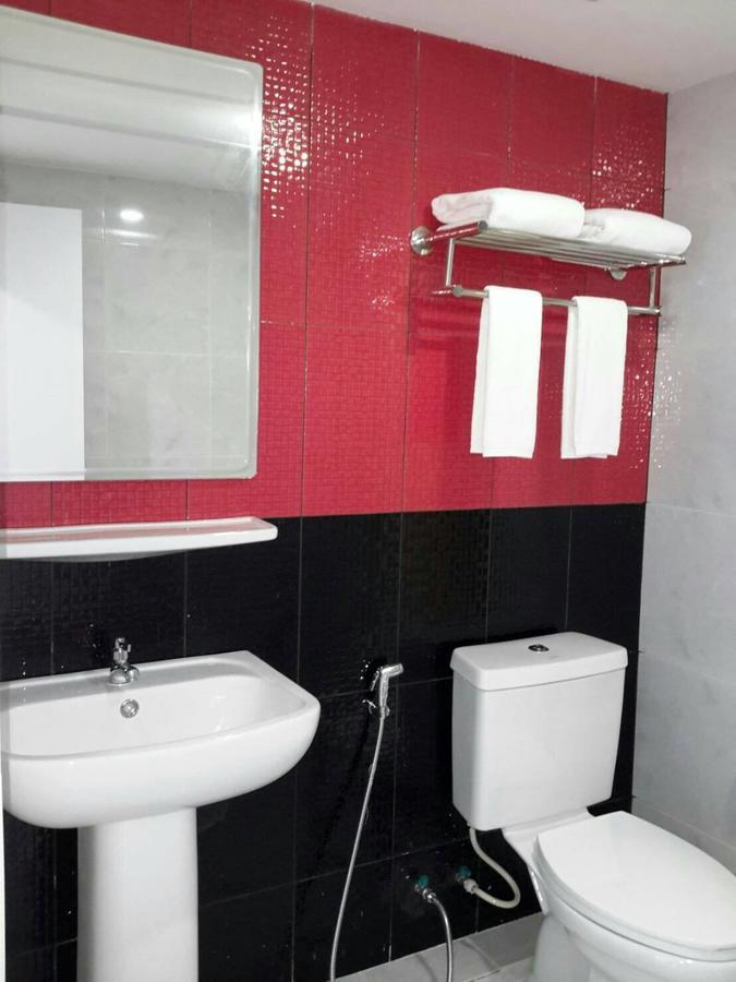 Sakura Budget Hotel Hat Yai Extérieur photo